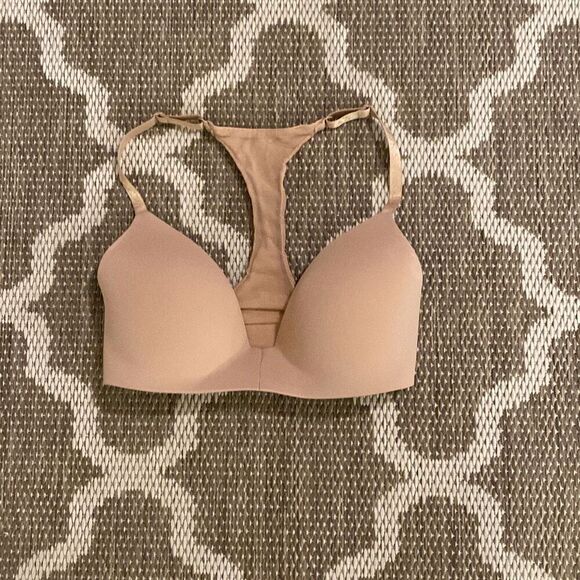 Victoria’s Secret bra size 32DD - Picture 1 of 9